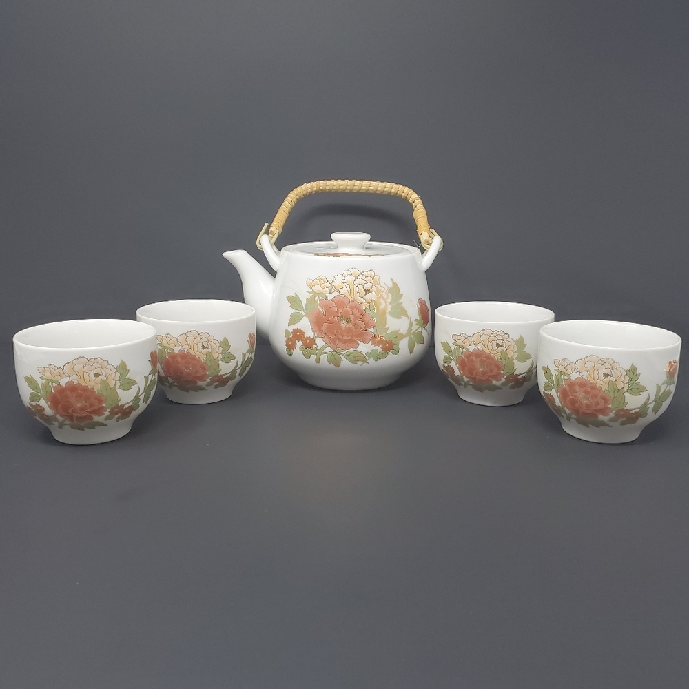 Japanese Teapot & 4 cups